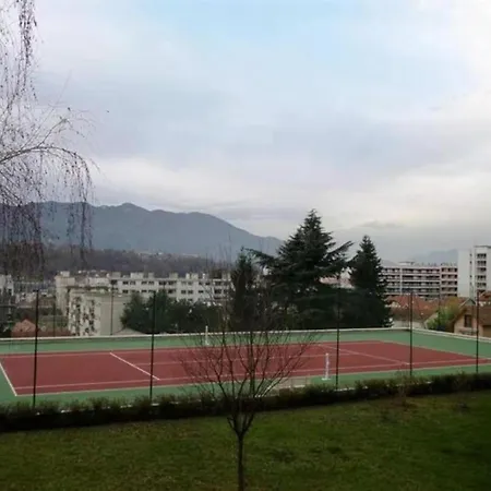 Апартаменты 3 Etoiles Piscine Tennis 2adultes Et 2enfants